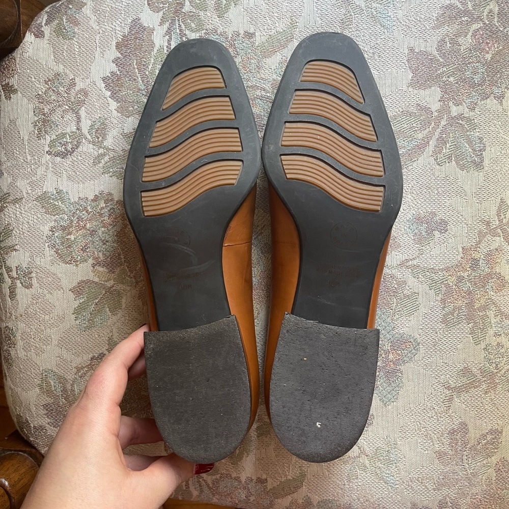 Vintage Style Leather Women’s Dress Shoes - Picture 3 of 5